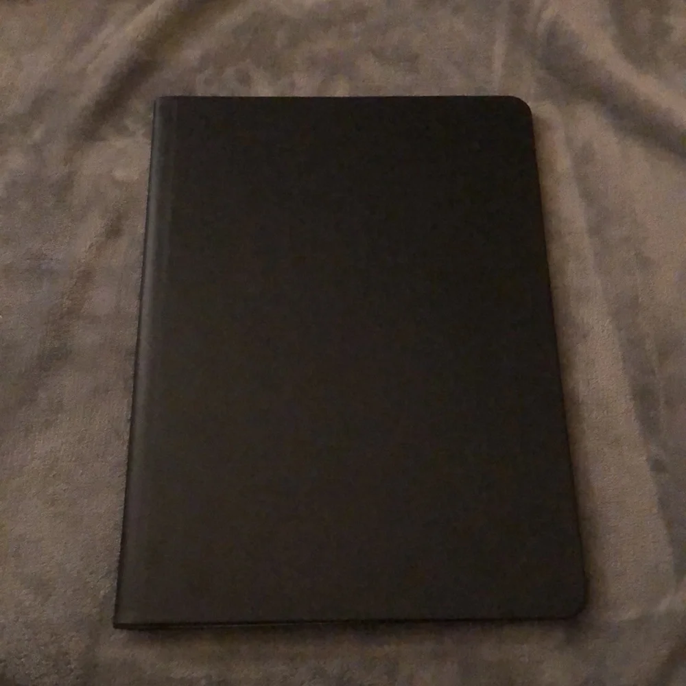 Edge Universal XL Folio